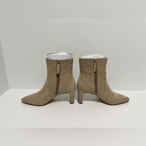 J crew Factory Sueded Heeled Booties in Cashew women’s size 6 New in box - Picture 4 of 8